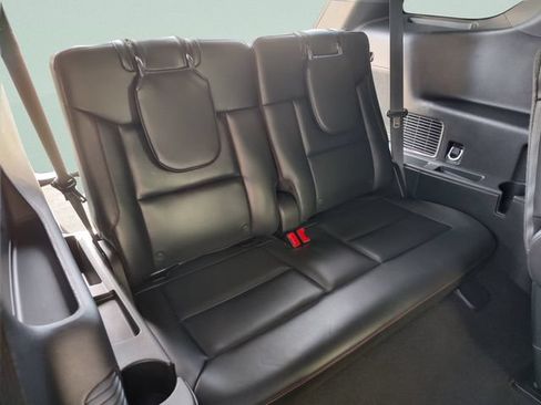 Used 2025 Ford Explorer ST AWD/4WD image 33