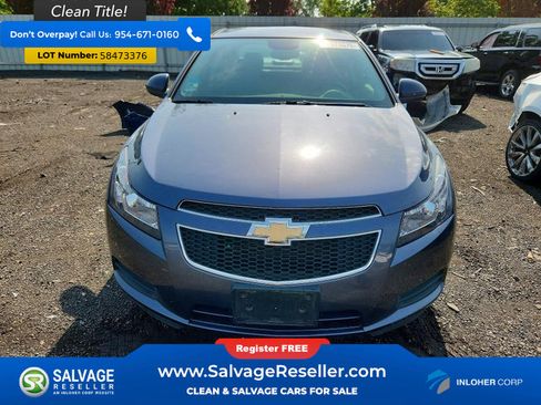 Used 2013 Chevrolet Cruze LT w/ Technology Package FWD image 7