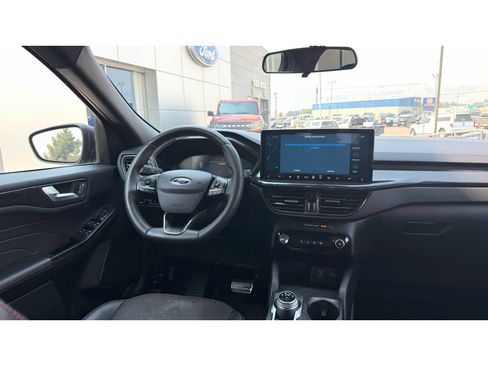 Used 2023 Ford Escape ST-Line w/ Tech Pack #1 AWD/4WD image 11