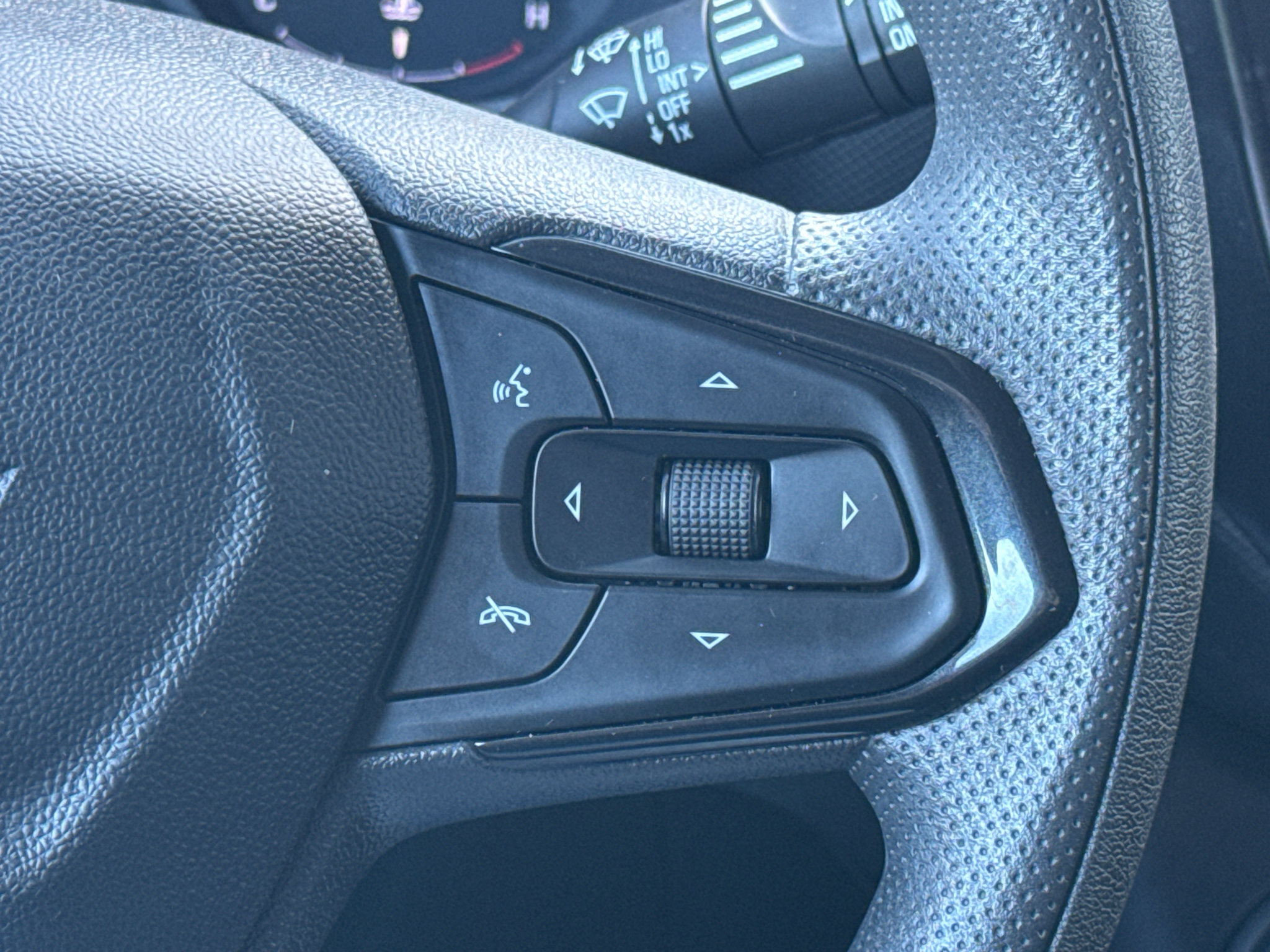 Used 2023 Chevrolet TrailBlazer LT w/ Convenience Package FWD image 18