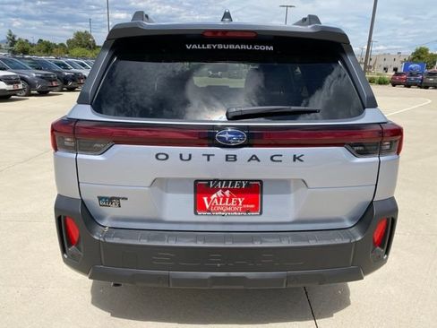 New 2026 Subaru Outback Premium w/ Premium/Limited Package AWD/4WD image 4
