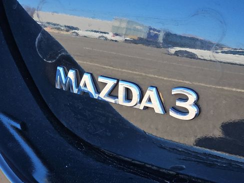 Used 2020 MAZDA MAZDA3 Sedan w/ Select Package image 29