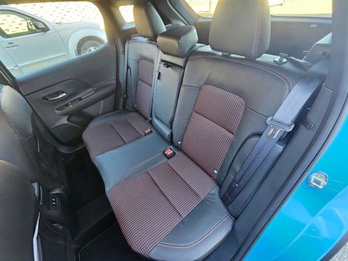 Used 2025 Nissan Kicks SR w/ Illumination Package image 19