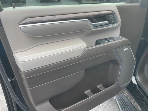 Certified 2024 Chevrolet Silverado 2500 LTZ w/ LTZ Plus Package image 22