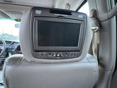 Used 2007 Toyota Sequoia Limited RWD image 17