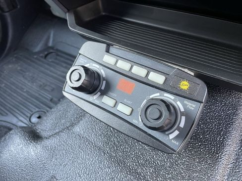 New 2025 Ford F450 XL w/ XL Chrome Package image 27