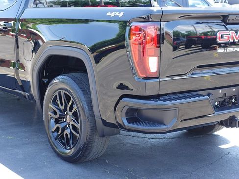 Used 2024 GMC Sierra 1500 Elevation AWD/4WD image 9