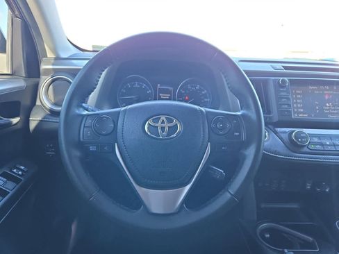 Used 2018 Toyota RAV4 Adventure image 24