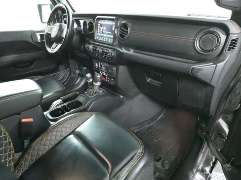 Used 2021 Jeep Wrangler Unlimited Sahara AWD/4WD image 32