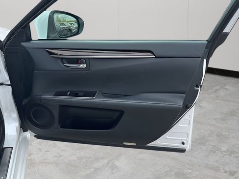 Used 2017 Lexus ES 350 w/ Navigation System Package image 13