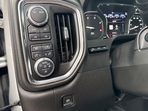 Used 2023 GMC Sierra 3500 Denali w/ Denali Ultimate Package image 24