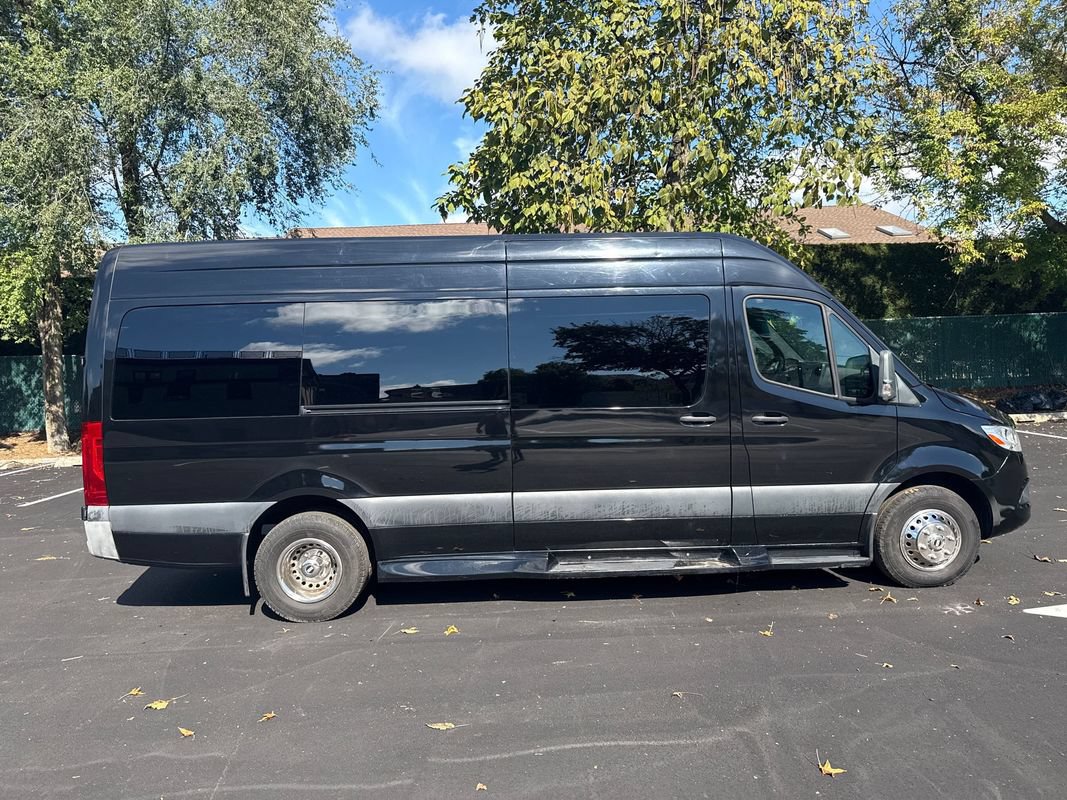 Used 2021 Mercedes-Benz Sprinter 3500 image 10