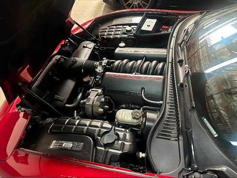 Used 2001 Chevrolet Corvette Convertible w/ Preferred Equipment Group2 image 24