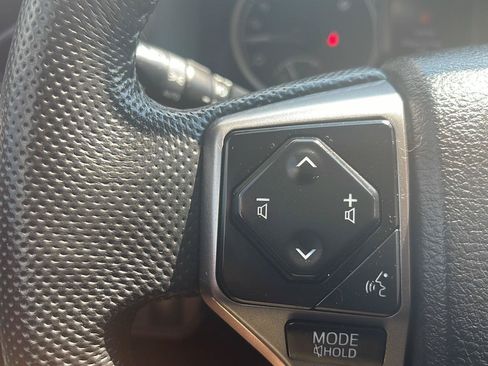 Used 2023 Toyota Tacoma SR5 AWD/4WD image 27