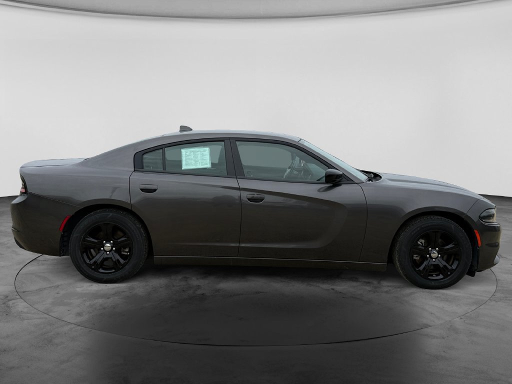 Used 2023 Dodge Charger SXT RWD image 16