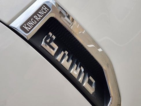 Used 2022 Ford F250 King Ranch w/ King Ranch Ultimate Package image 11