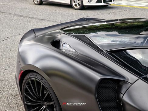 Used 2020 McLaren GT RWD image 26