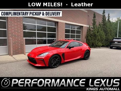 Used 2024 Toyota GR86 Premium RWD image 1