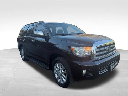 Used 2011 Toyota Sequoia Platinum AWD/4WD image 8
