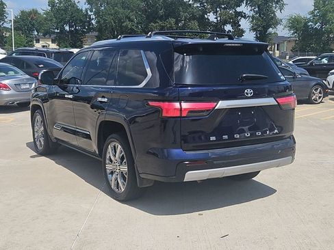 Used 2024 Toyota Sequoia Capstone AWD/4WD image 7