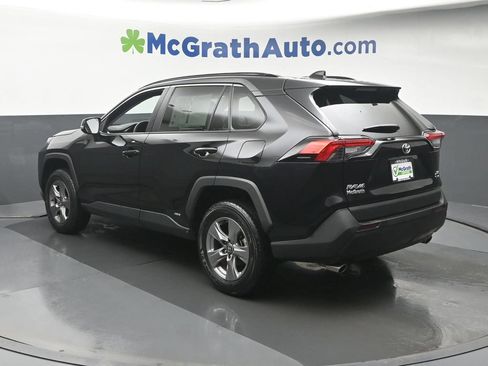 Used 2025 Toyota RAV4 XLE AWD/4WD image 26