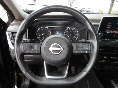 Certified 2023 Nissan Rogue SV w/ SV Premium B Package image 35