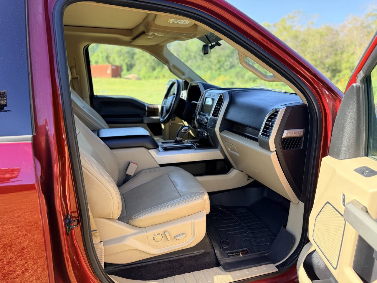Used 2016 Ford F150 Lariat AWD/4WD image 30