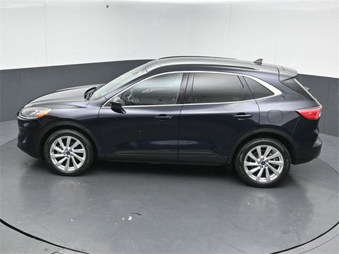 Certified 2021 Ford Escape Titanium w/ Titanium Elite Package image 54