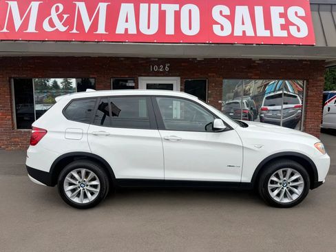 Used 2013 BMW X3 xDrive28i w/ Premium Pkg AWD/4WD image 2