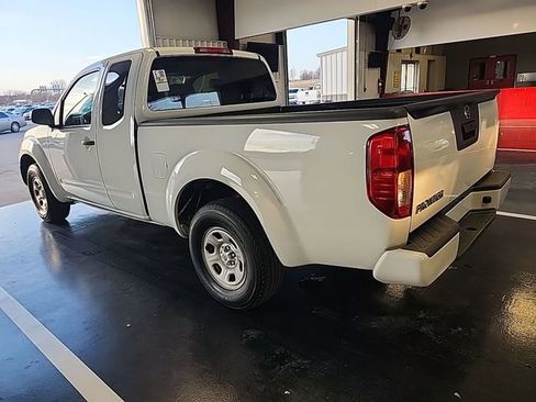 Used 2019 Nissan Frontier S image 4