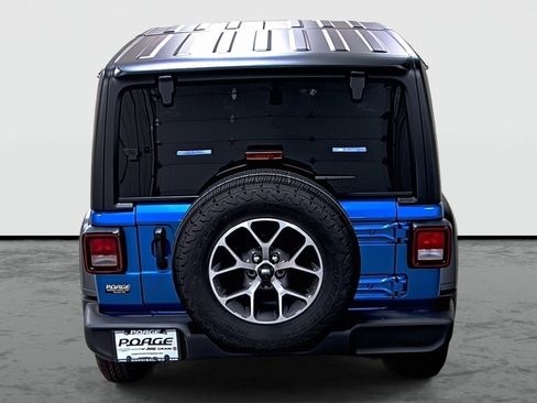 Used 2024 Jeep Wrangler Sport AWD/4WD image 3