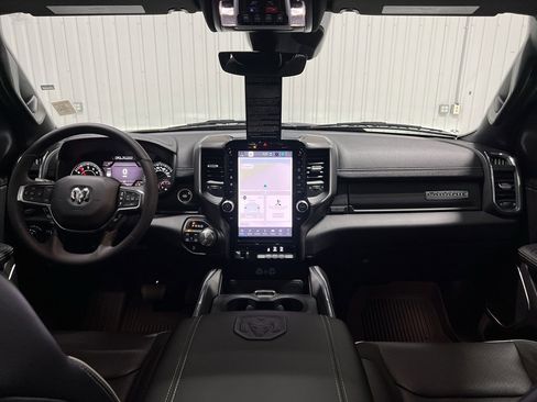 Used 2025 RAM 1500 Laramie w/ Laramie Southwest Edition image 19