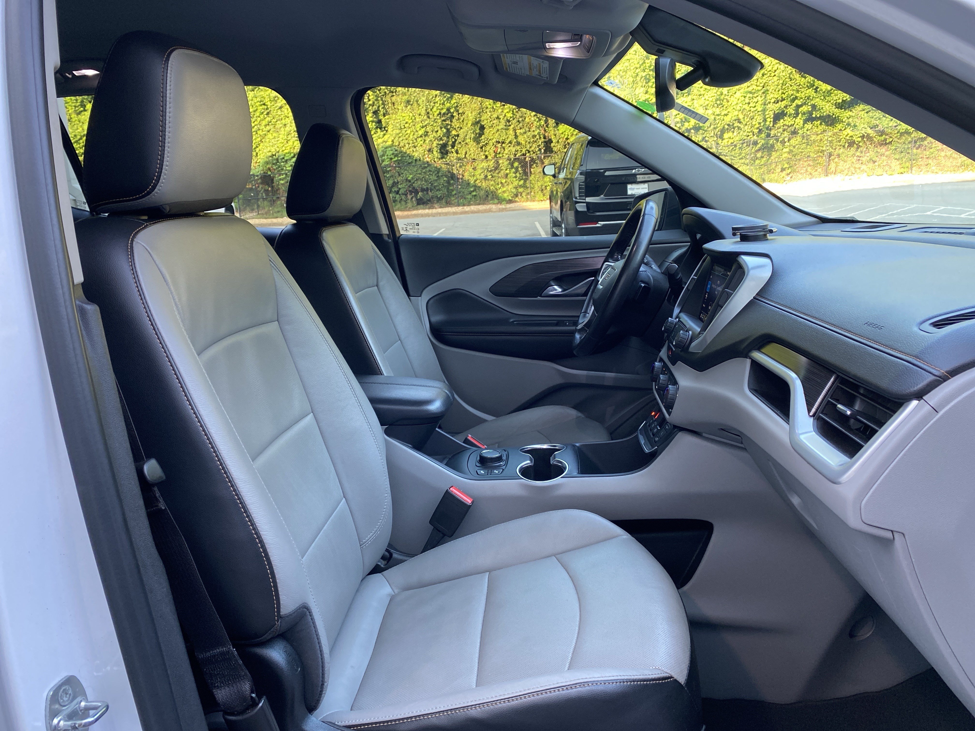 Used 2020 GMC Terrain SLT FWD image 33