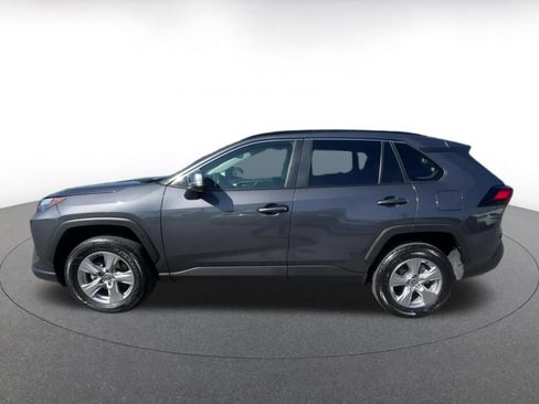 Used 2025 Toyota RAV4 XLE image 9
