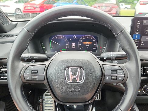 Used 2024 Honda Accord Sport image 19