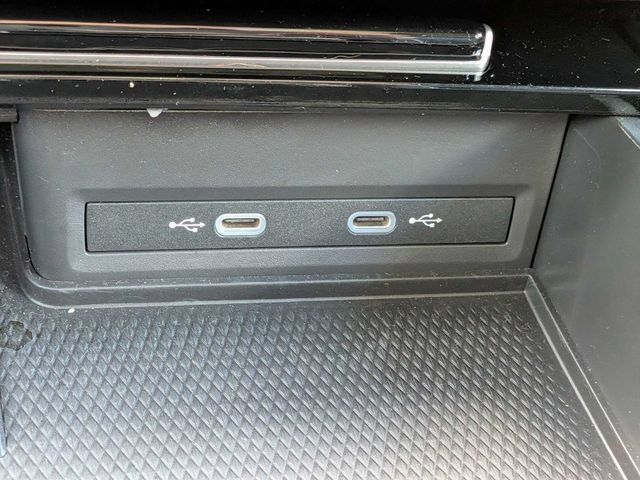 Certified 2026 Volkswagen Atlas SEL Premium R-Line AWD/4WD image 22