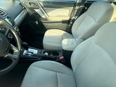 Used 2017 Subaru Forester 2.5i Premium w/ All-Weather Package AWD/4WD image 13