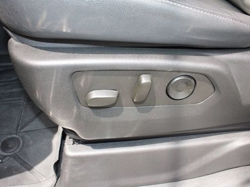 Used 2022 Chevrolet Silverado 1500 ZR2 AWD/4WD image 29