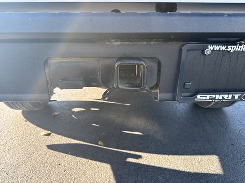 Certified 2023 Ford Maverick XLT w/ XLT Luxury Package image 9