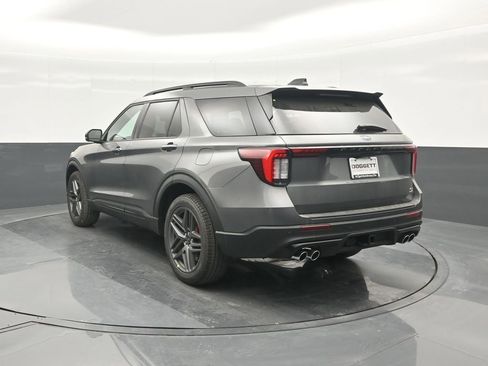 New 2026 Ford Explorer ST image 22