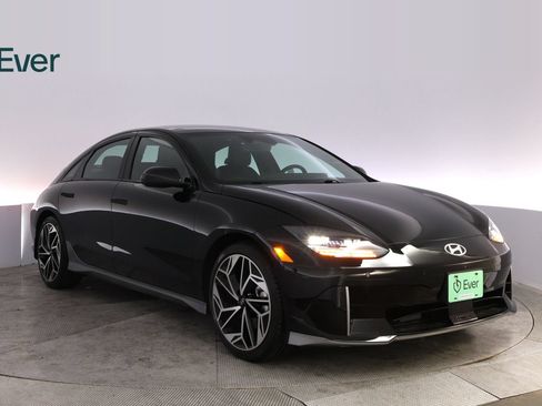 Used 2023 Hyundai Ioniq 6 Limited RWD image 13