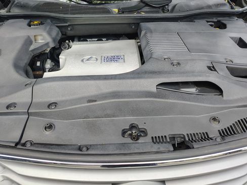 Used 2013 Lexus RX 450h AWD w/ Navigation Pkg image 32