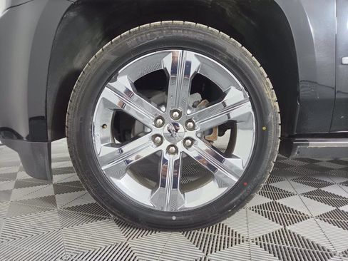 Used 2016 GMC Yukon XL Denali w/ Open Road Package AWD/4WD image 12