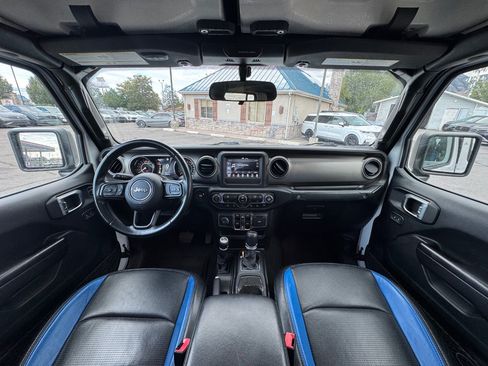 Used 2021 Jeep Gladiator Sport AWD/4WD image 11