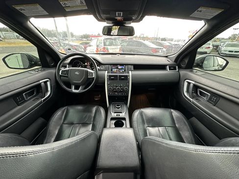 Used 2017 Land Rover Discovery Sport HSE AWD/4WD image 11