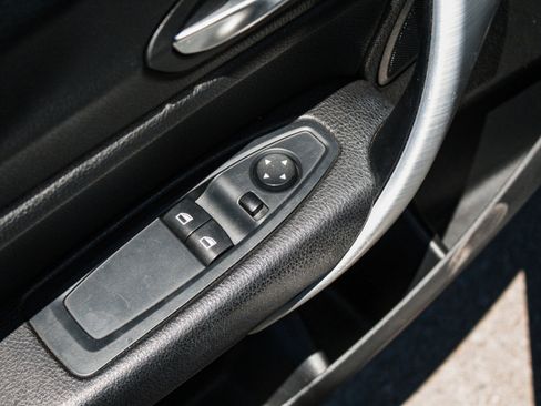 Used 2016 BMW 228i Coupe RWD image 9