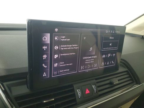 Used 2024 Audi Q5 2.0T Prestige w/ Prestige Package image 30