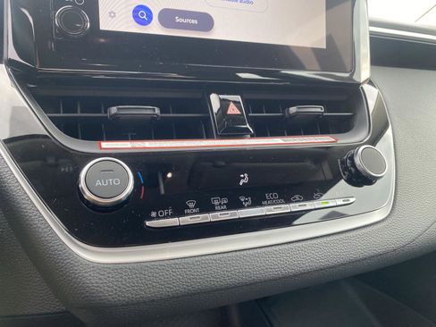 Used 2026 Toyota Corolla LE image 17