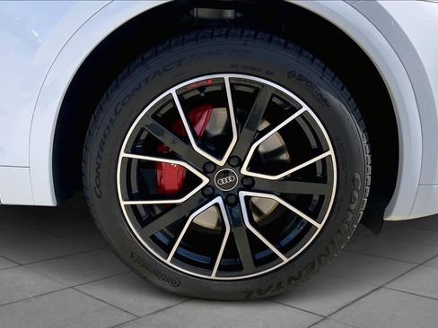 Used 2025 Audi SQ5 Premium Plus image 11