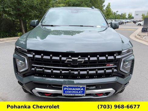 New 2026 Chevrolet Suburban Z71 w/ Comfort Package AWD/4WD image 2